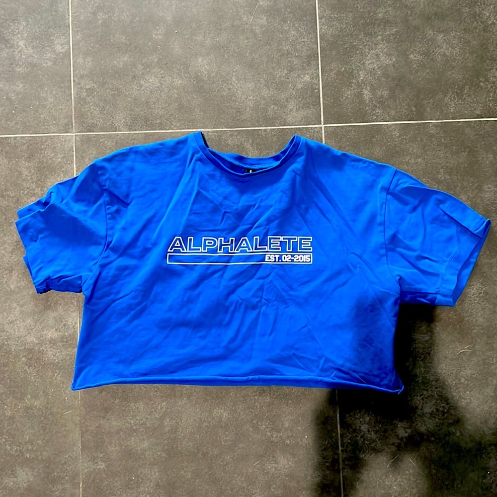 Alphalete bright blue cropped tee, women’s size small, like new
